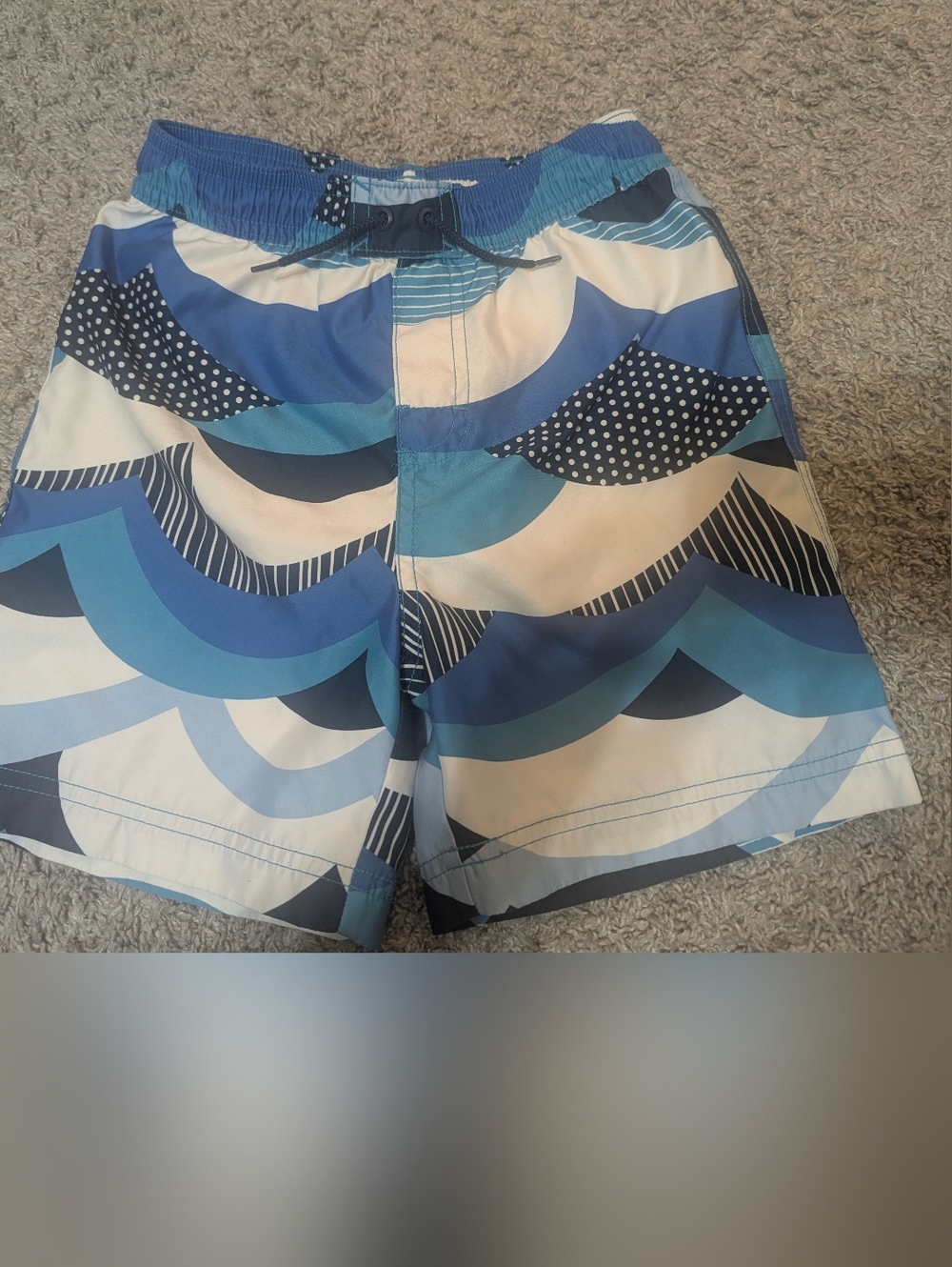 Tea Collection Scallop Wave Print Swim Trunks